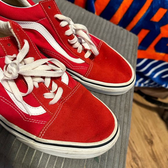 Men’s Red & White Vans Sz 11 - Picture 2 of 7